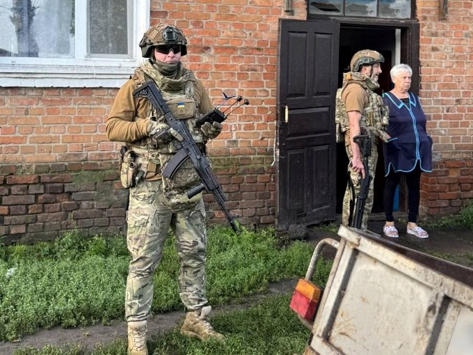 Новини Харкова: «Білі Янголи» вивозять людей